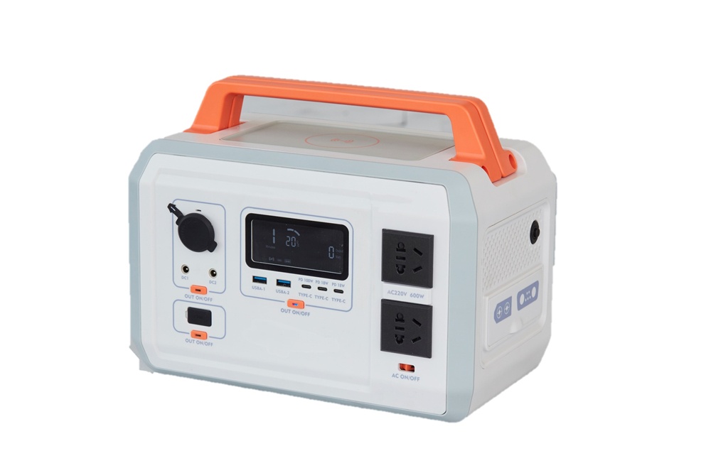 600W portable power station with wireless charging